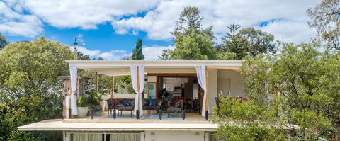 Willow Upon Avon Accommodation - Travel Search 0