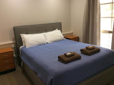 Winbi River Resort - Travel Agents 1