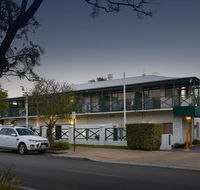 Windsor Lodge - Travel Search