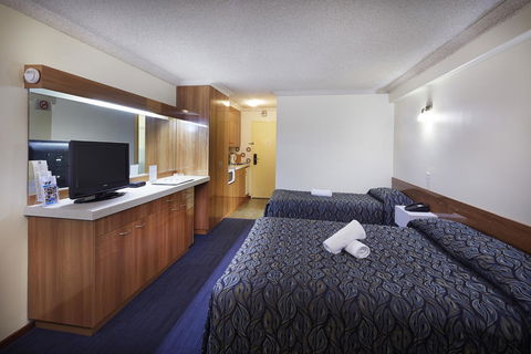 Windsor Lodge - Travel Search 2