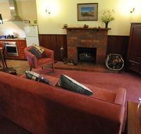 Wintarni Olives Cottage - Tourism Guide