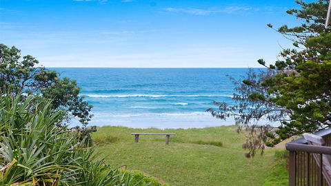 Wintersview 2 - Lennox Head - Cruises Travel 3