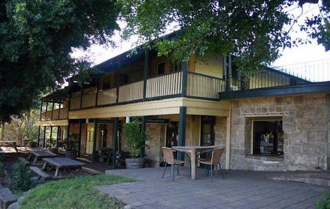 Wisemans Inn - Cruises Travel 0