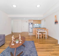 Wolli Creek Airport Serviced 2 Bedroom Apartment - Cruises Travel
