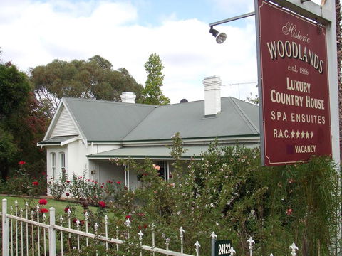 Woodlands Of Bridgetown B&B - Cruises Travel 0