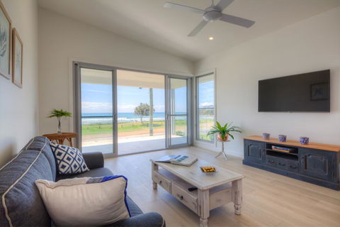 Woolgoolga By The Sea - Travel Agents 0