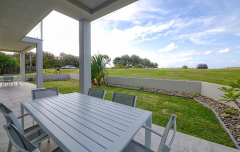 Woolgoolga By The Sea - Travel Agents 1