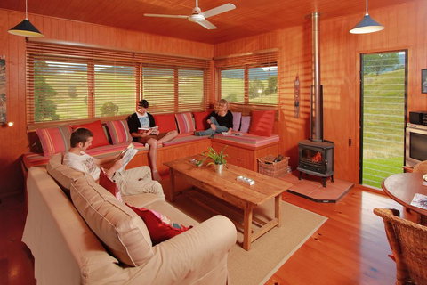 Worendo Cottages - Travel Agents 3