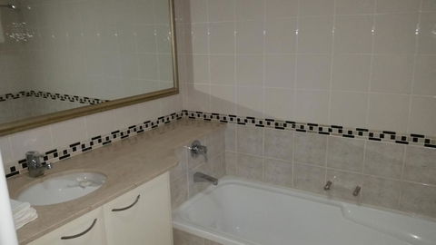 Wyndel Apartments St Leonards - Shoremark - Cruises Travel 1