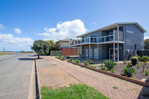 Xanadu - Aldinga Beach - Tourism Guide 1