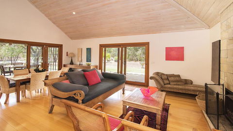 Yallingup Retreat - Travel Agents 3
