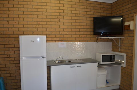 Yamba Motor Inn - Travel Agents 3