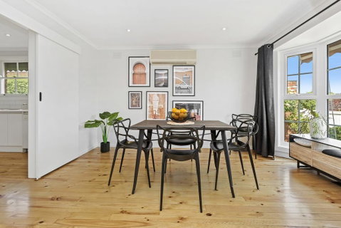 YIN-YANG - MOUNT ELIZA - Tourism Guide 0