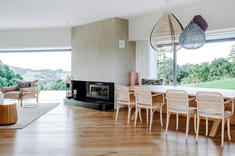 Your Luxury Escape - The Retreat - Travel Search 2