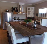 YSG The Edward Townhouse 155 - Steps To Town - Travel Search