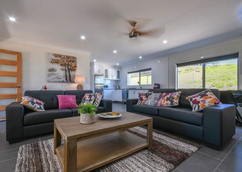 Yungaburra Lodge - Cruises Travel 0