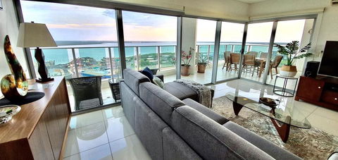 ZEN BY THE WATER - Darwin Premier Retreat - Tourism Guide 2