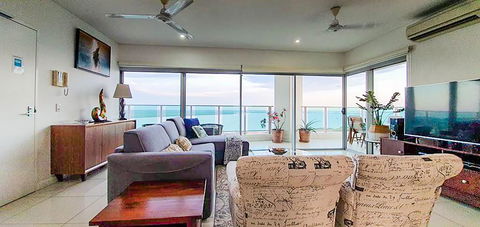 ZEN BY THE WATER - Darwin Premier Retreat - Tourism Guide 3