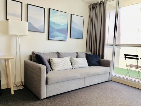 ZEN Homes On Collins - Tourism Guide 0