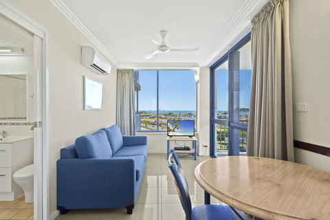 AirliediseNO Hills5min Walk 2 Port Of Airlie/Ferry TerminalWiFiNetflix - Tourism Guide 3