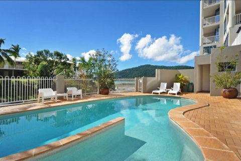 AirliediseNO Hills5min Walk 2 Port Of Airlie/Ferry TerminalWiFiNetflix - Tourism Guide 2
