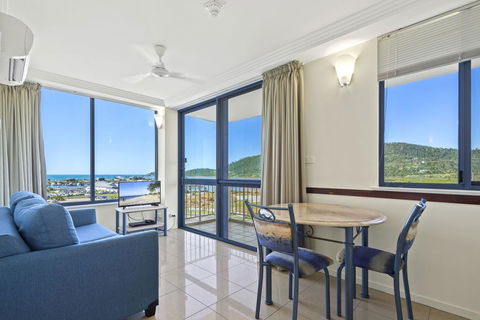 AirliediseNO Hills5min Walk 2 Port Of Airlie/Ferry TerminalWiFiNetflix - Tourism Guide 0