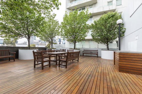 Of SouthbankLight Filled ApartmentHUGE Private Terrace With City ViewsParkingPoolGymWiFi - Tourism Guide 0