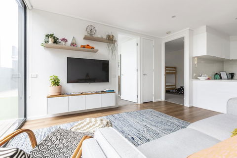 Of SouthbankLight Filled ApartmentHUGE Private Terrace With City ViewsParkingPoolGymWiFi - Tourism Guide 2