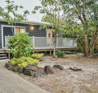 Currimundi Beach House - 1min to Currimundi Lake  Beach - Cruises Travel