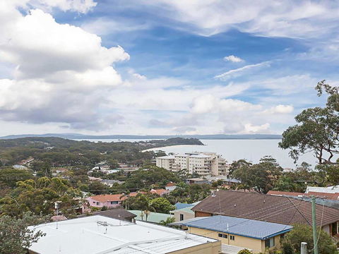 Adriana 9 Fabulous Views And Aircon - Tourism Guide 0