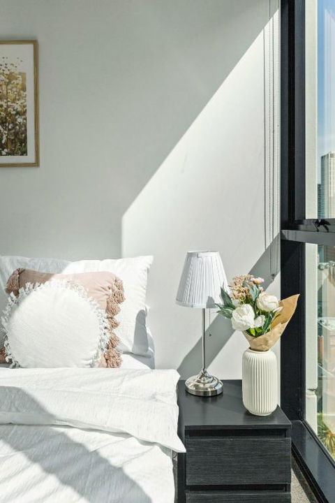 A 2BR Apt Near Melbourne Central Amazing Views - Tourism Guide 3