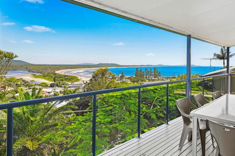 A BIGGER Slice Of Paradise - Tourism Guide 0