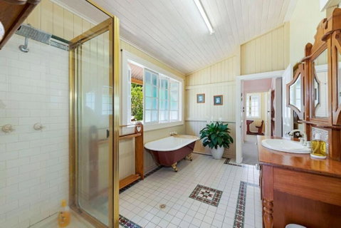 A Charming Queenslander - Tourism Guide 3