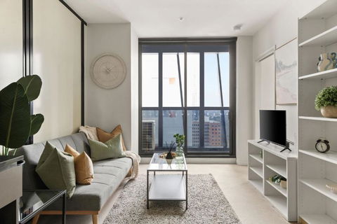 A Chic & Comfy 2BR Apt On Collins With City Views - Tourism Guide 0