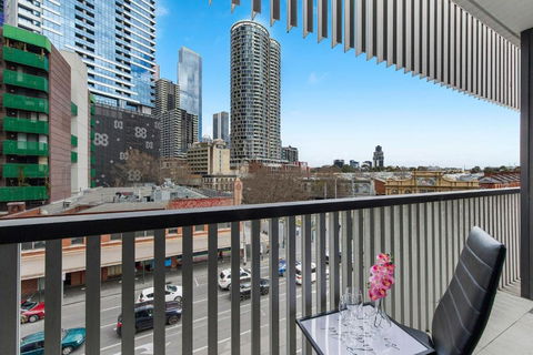 A Chic Studio Only A 4-min Walk To Victoria Market - Tourism Guide 4