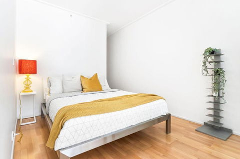 A Comfy Studio Next To Darling Harbour City Views - Tourism Guide 3