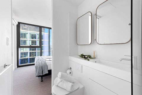 A Cozy & Comfy 2BR Apt Up In The Clouds Near CBD - Tourism Guide 2