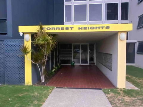 A Little Slice Of Fremantle One Bedroom Character Apartment - Tourism Guide 4