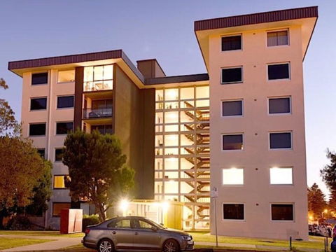 A Little Slice Of Fremantle One Bedroom Character Apartment - Tourism Guide 2