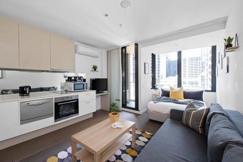 A Modern Studio Right Next To Southern Cross - Tourism Guide 0