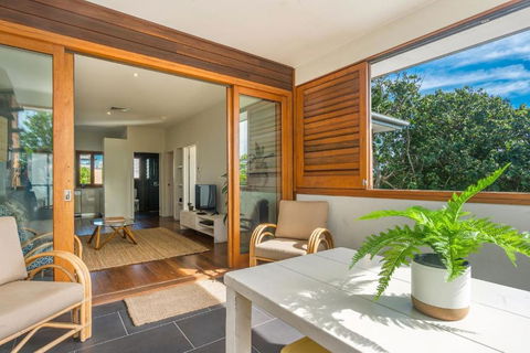 A Perfect Stay - Quiksilver Apartments The Wreck - Tourism Guide 2