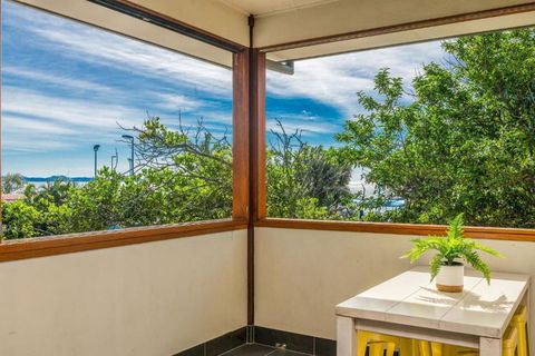 A Perfect Stay - Quiksilver Apartments The Wreck - Tourism Guide 3