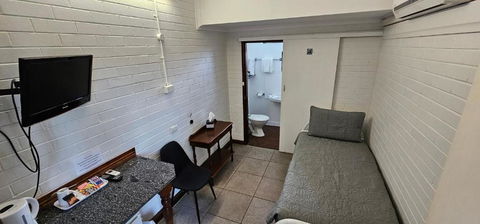 A Railway Lodge - Tourism Guide 1