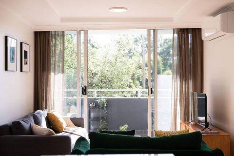 A Wabi-Sabi Style Apartment At City - Tourism Guide 0
