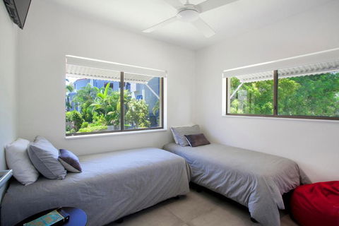 Aarons Luxury Retreat - Tourism Guide 3