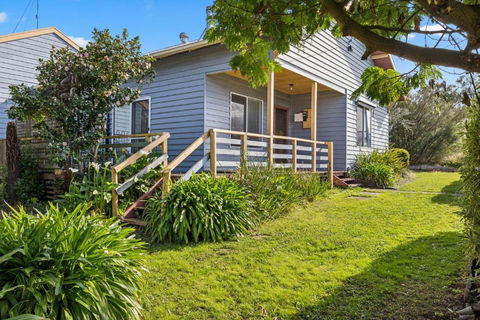 Abbott Abode - Tourism Guide 0