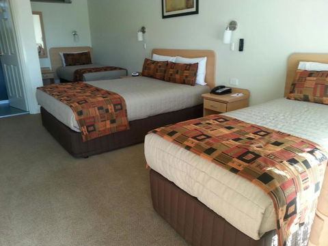 Abel Tasman Motor Inn - Tourism Guide 4