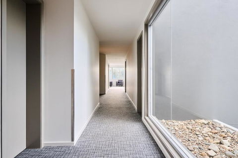 Abode Gungahlin - Cruises Travel 2