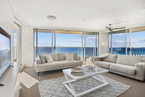 Absolute Beachfront Apartment - Tourism Guide 2