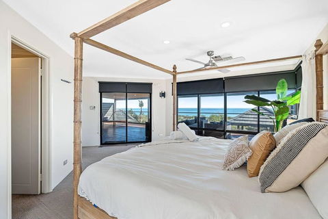 Absolute Oceanfront Retreat - Tourism Guide 4